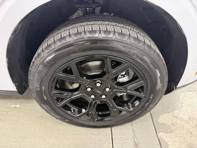 new 2025 Ford Maverick car, priced at $36,675