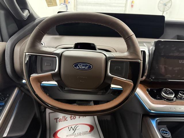 new 2025 Ford Expedition car, priced at $86,755