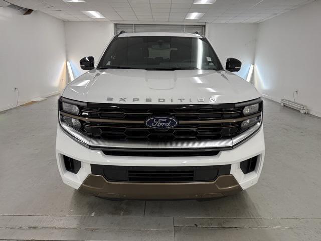 new 2025 Ford Expedition car, priced at $86,755