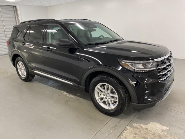 new 2025 Ford Explorer car, priced at $43,310