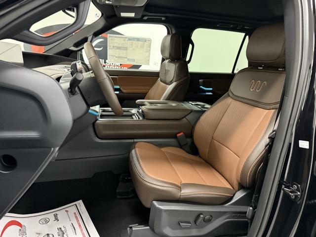 new 2025 Ford Expedition car, priced at $86,755