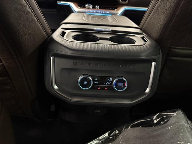 new 2025 Ford Expedition car, priced at $86,755