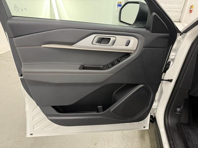 new 2025 Ford Explorer car, priced at $43,188