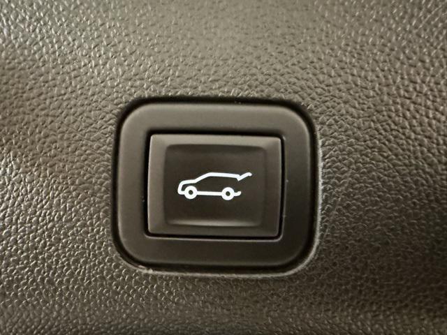 used 2023 GMC Yukon car, priced at $64,896