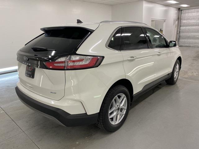 new 2024 Ford Edge car, priced at $40,827