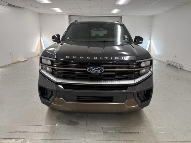 new 2025 Ford Expedition Max car, priced at $90,250