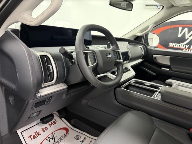 new 2025 Ford Expedition car, priced at $70,495