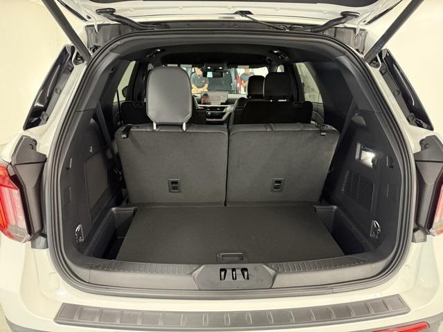 new 2025 Ford Explorer car, priced at $57,310