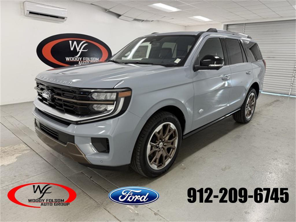 new 2025 Ford Expedition car, priced at $88,110