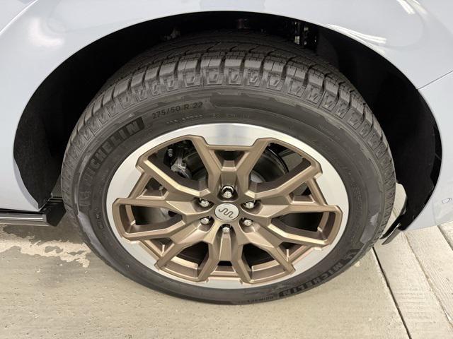 new 2025 Ford Expedition car, priced at $88,110