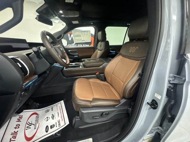 new 2025 Ford Expedition car, priced at $88,110