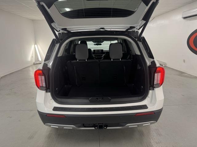 new 2025 Ford Explorer car, priced at $45,575