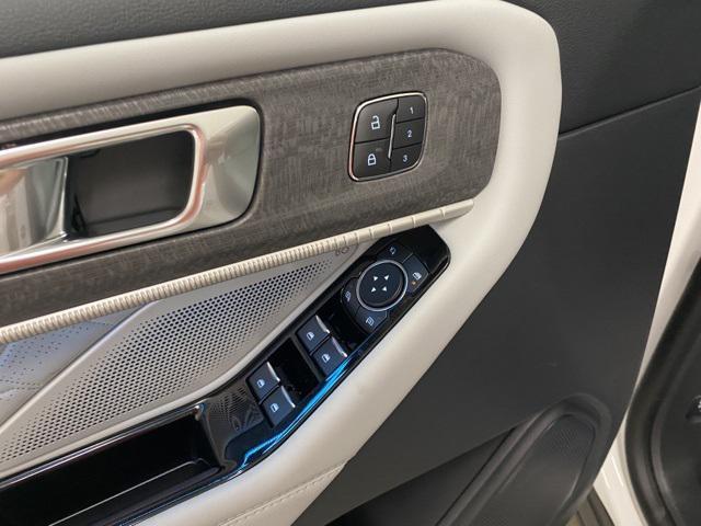 new 2025 Ford Explorer car, priced at $58,685