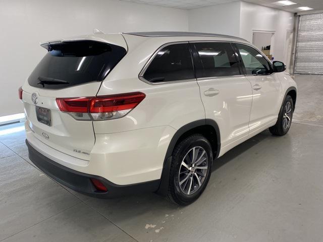 used 2018 Toyota Highlander car, priced at $26,968