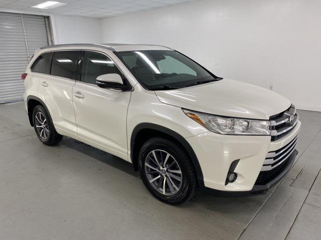 used 2018 Toyota Highlander car, priced at $26,968