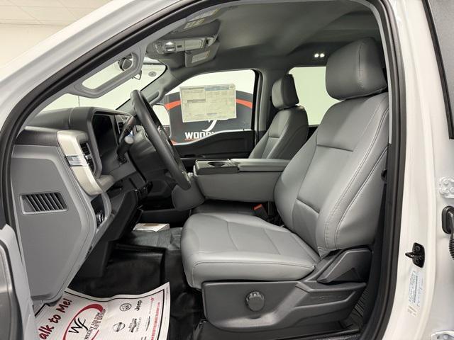 new 2025 Ford F-450 car, priced at $76,675