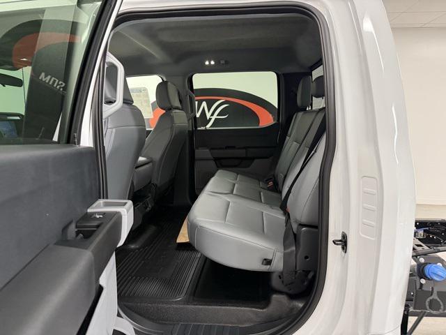 new 2025 Ford F-450 car, priced at $76,675