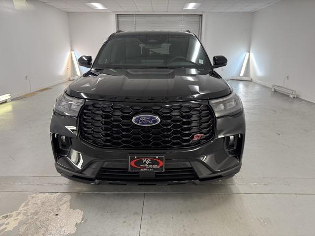 new 2025 Ford Explorer car, priced at $56,515
