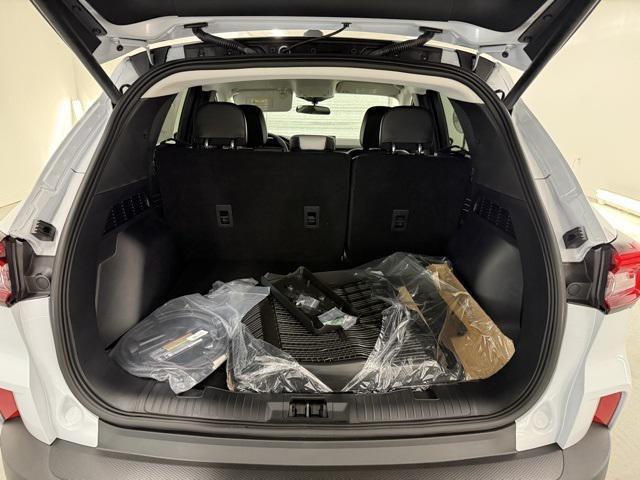 new 2025 Ford Escape PHEV car, priced at $34,118