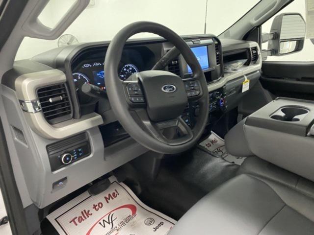 new 2025 Ford F-350 car, priced at $69,195