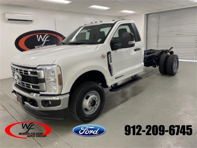 new 2025 Ford F-350 car, priced at $69,195