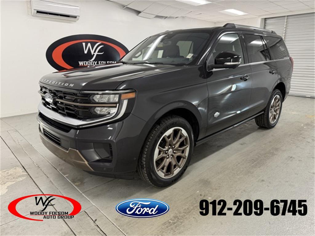 new 2025 Ford Expedition car, priced at $87,610