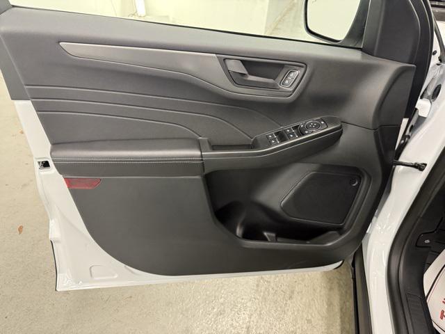 new 2026 Ford Escape car, priced at $31,335