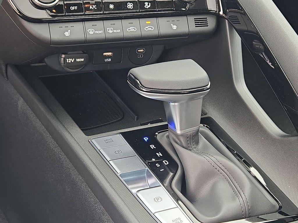 new 2025 Hyundai Elantra car, priced at $25,973