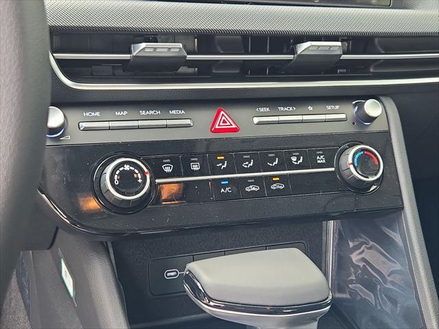 new 2025 Hyundai Sonata car, priced at $26,747