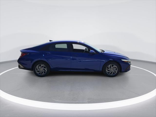 new 2025 Hyundai ELANTRA HEV car, priced at $25,543
