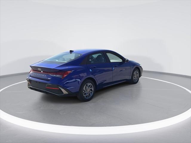 new 2025 Hyundai ELANTRA HEV car, priced at $25,543