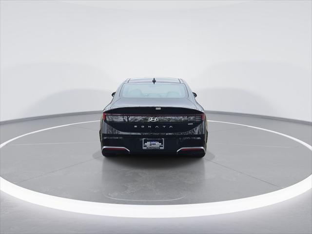 new 2025 Hyundai Sonata Hybrid car, priced at $37,889