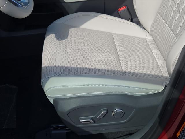 new 2025 Hyundai Santa Fe car, priced at $38,339