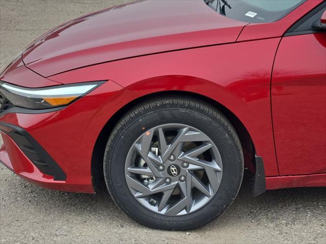 new 2025 Hyundai ELANTRA HEV car, priced at $26,023