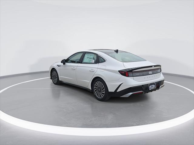 new 2025 Hyundai Sonata Hybrid car, priced at $38,575