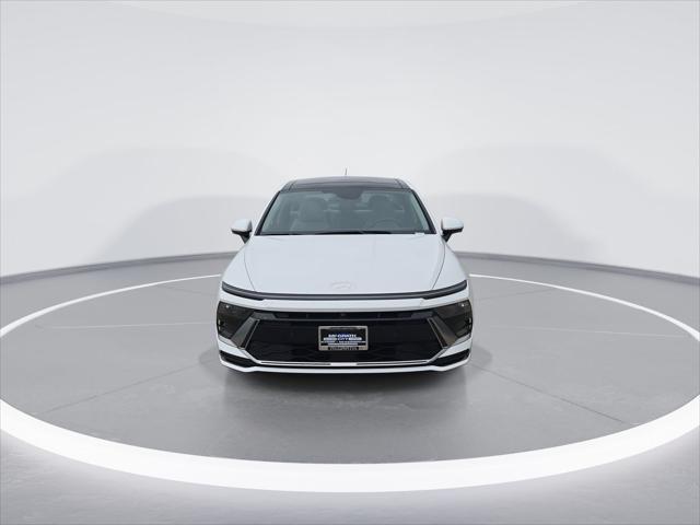 new 2025 Hyundai Sonata Hybrid car, priced at $38,575