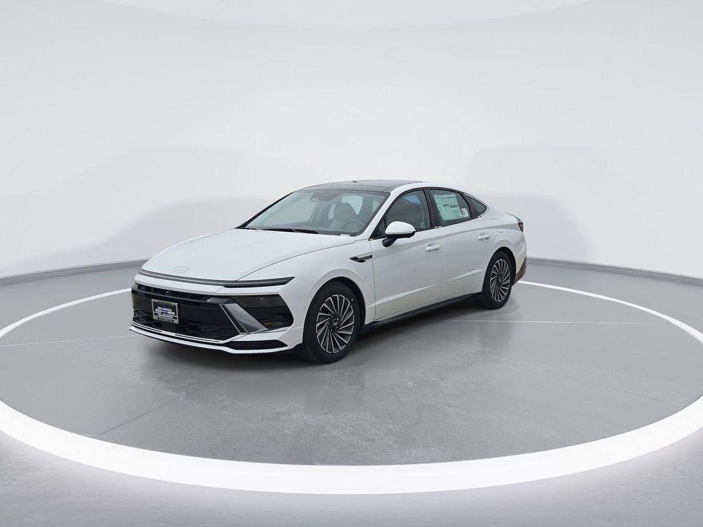 new 2025 Hyundai Sonata Hybrid car, priced at $34,782