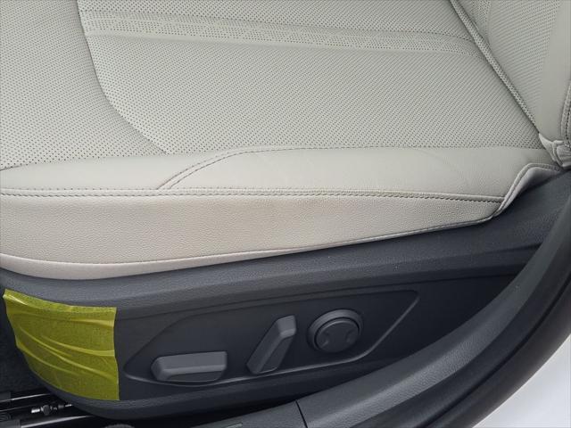 new 2025 Hyundai Sonata Hybrid car, priced at $38,575