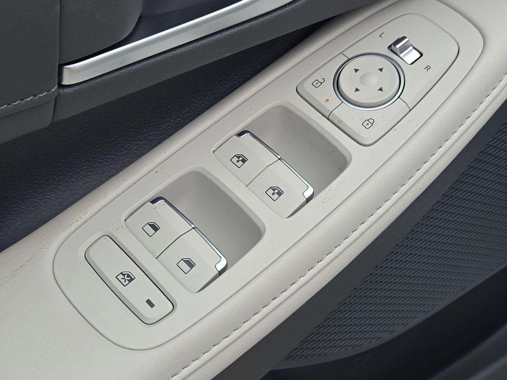 new 2025 Hyundai Sonata Hybrid car, priced at $34,782