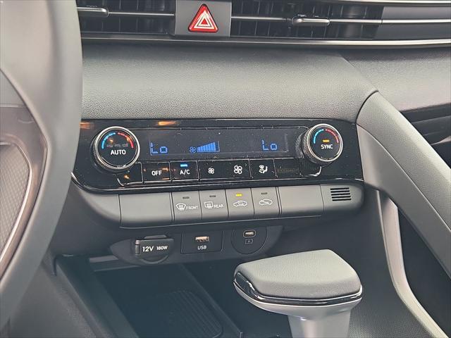 new 2025 Hyundai Elantra car, priced at $23,214