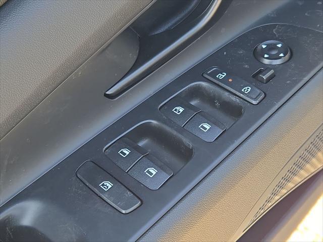 new 2025 Hyundai Elantra car, priced at $28,654
