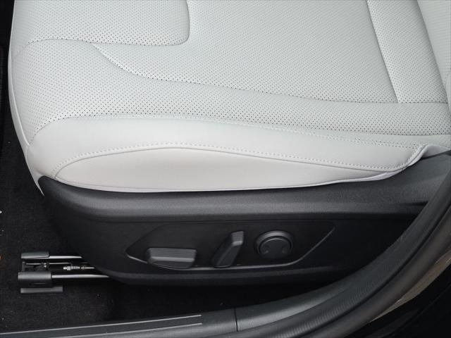 new 2025 Hyundai Elantra car, priced at $26,664