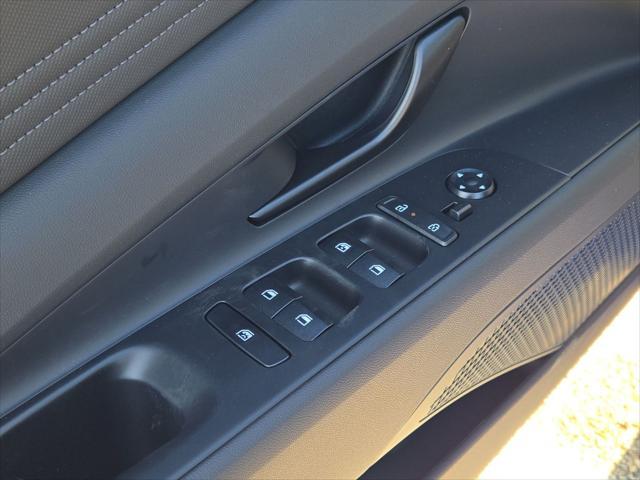 new 2025 Hyundai Elantra car, priced at $23,214