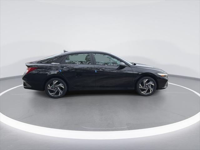 new 2025 Hyundai Elantra car, priced at $29,705