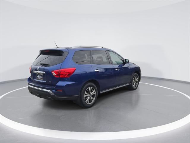 used 2018 Nissan Pathfinder car, priced at $14,000