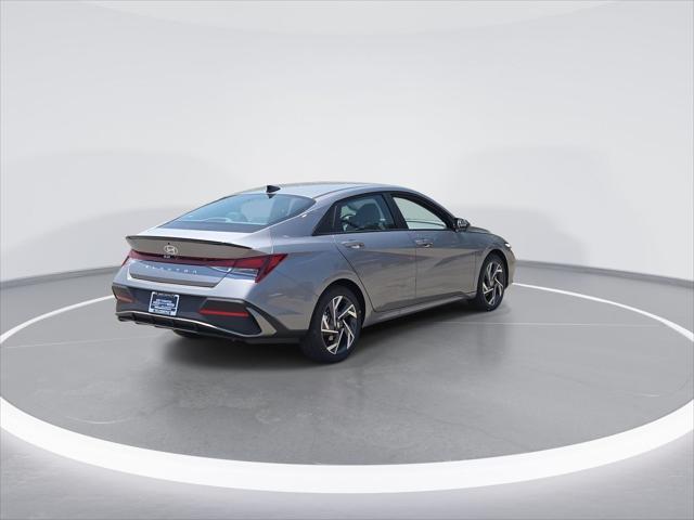 new 2025 Hyundai Elantra car, priced at $23,214