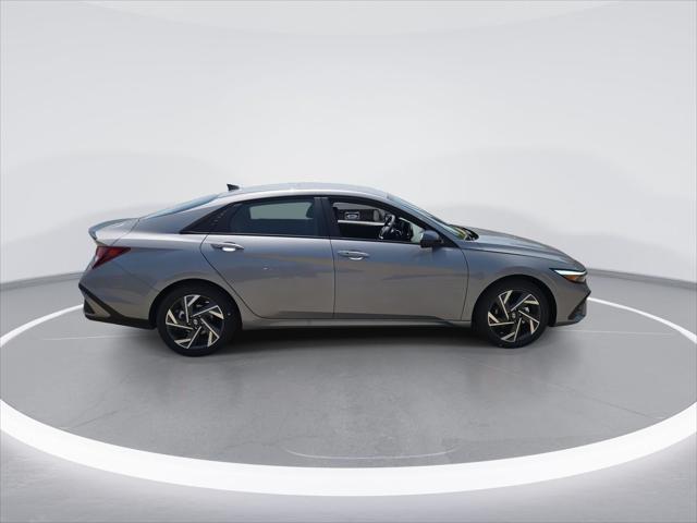 new 2025 Hyundai Elantra car, priced at $23,214