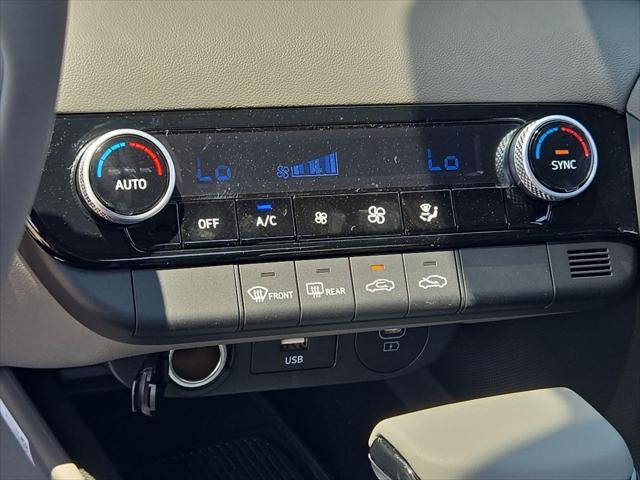 new 2025 Hyundai Elantra car, priced at $23,214