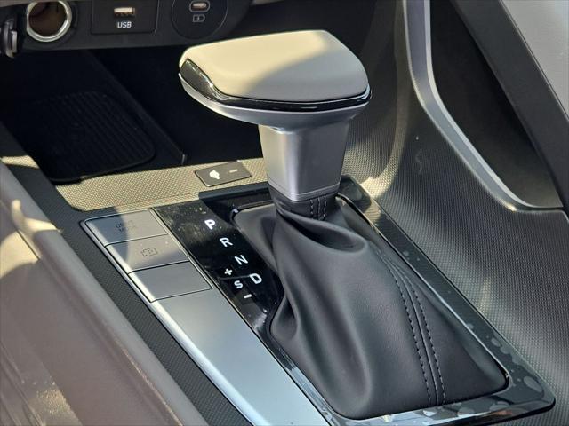 new 2025 Hyundai Elantra car, priced at $23,214