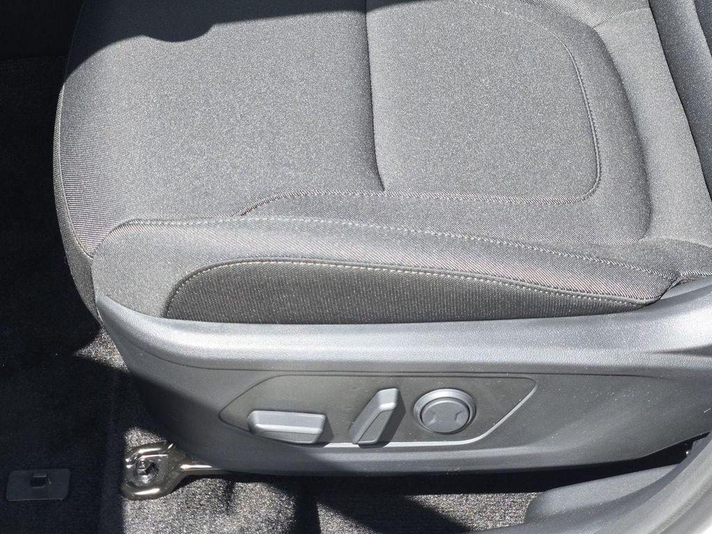 new 2025 Hyundai TUCSON Hybrid car, priced at $31,009